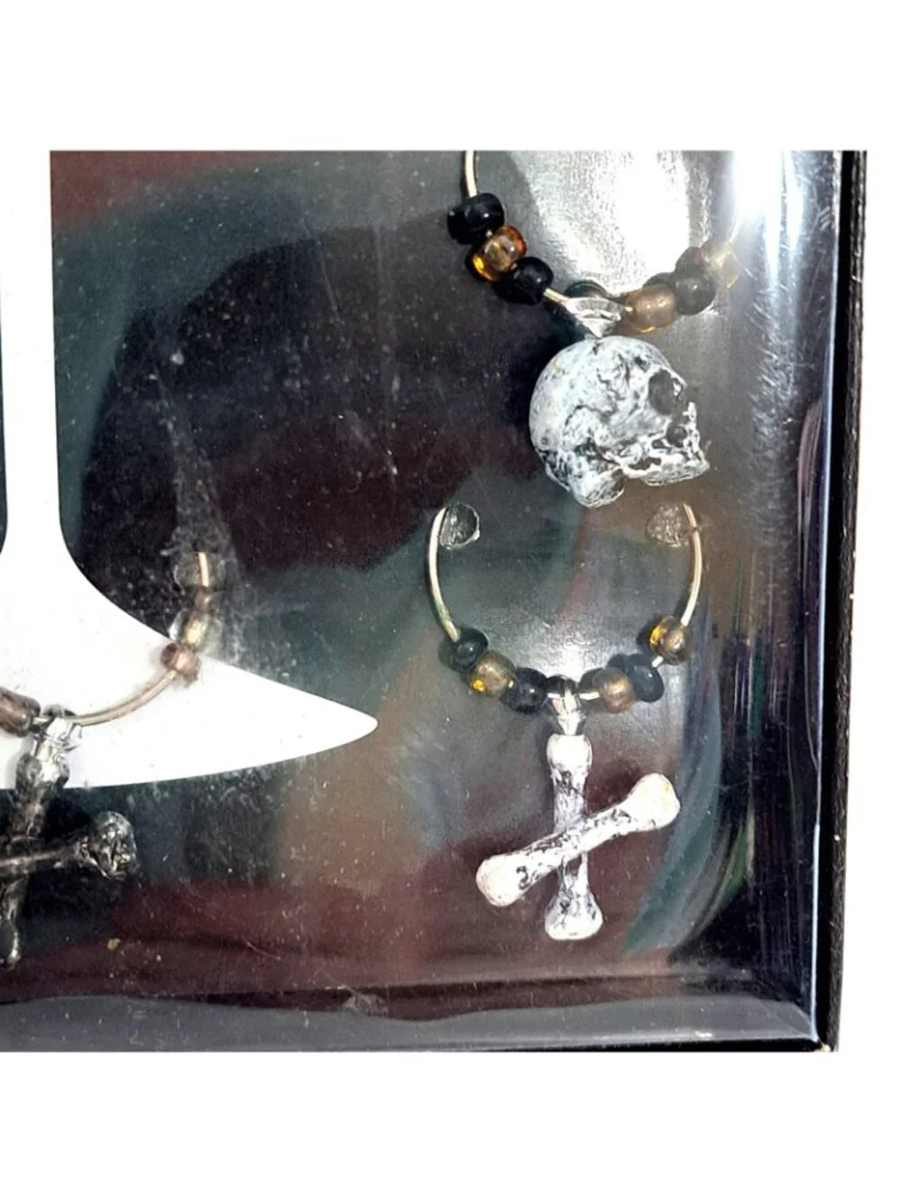 Boston Warehouse The Bone Collector Set of 6 Wine Charms  Halloween  Unused
